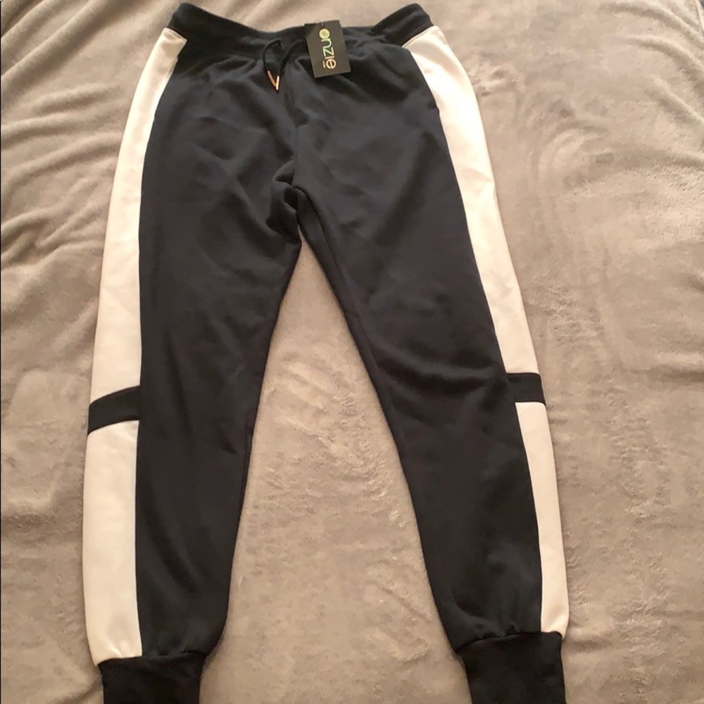 NWT joggers